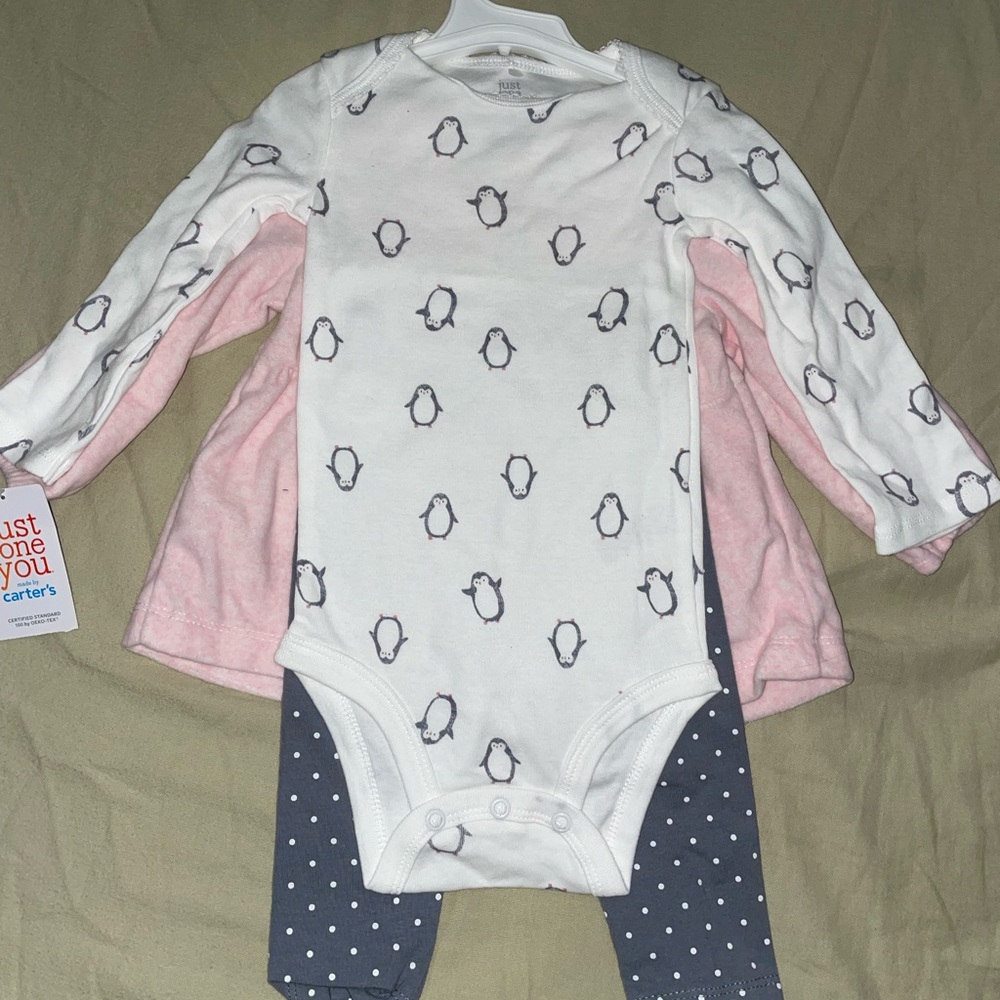 Carter's three piece set - Picture 3 of 3